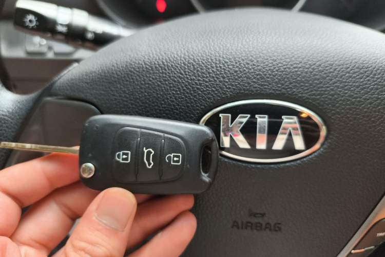 Used Kia K2 2015 Sedan 1.4L Automatic GLS Vehicle Key