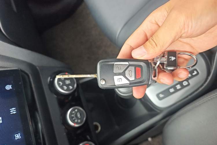 Used Kia K2 2015 Sedan 1.4L Automatic GLS Vehicle Key