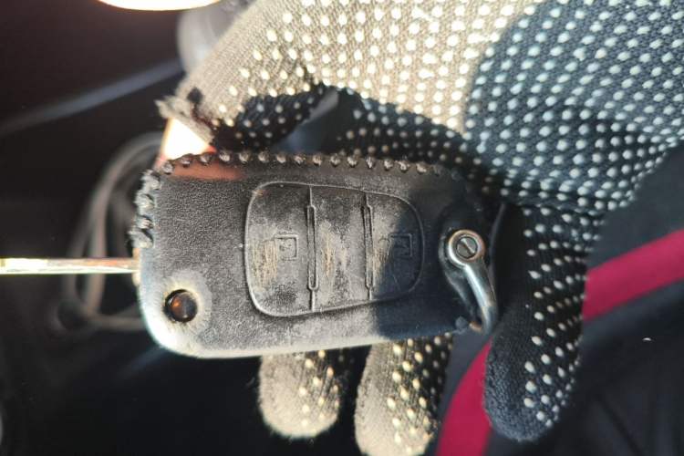 Used Kia K2 2015 Sedan 1.4L MT GLS Vehicle Key