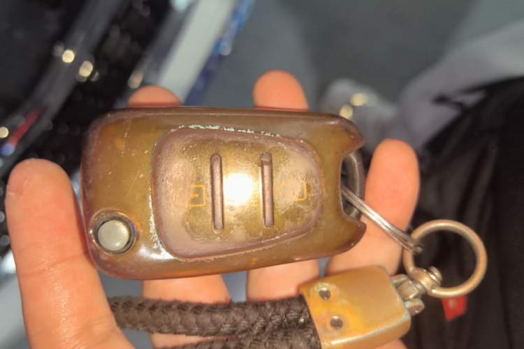 Used Kia K2 2015 Sedan 1.4L Automatic GLS Vehicle Key