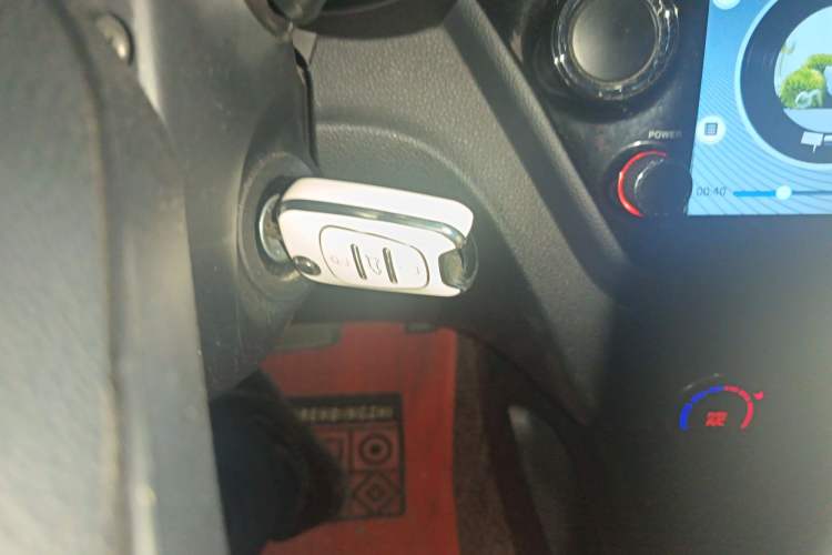 Used Kia K2 2015 Sedan 1.4L Automatic GLS Vehicle Key