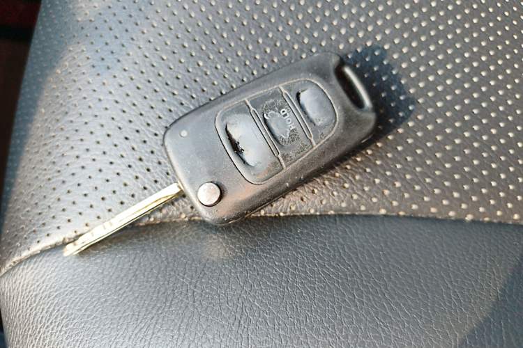 Used Kia K2 2015 Sedan 1.4L Automatic GLS Vehicle Key