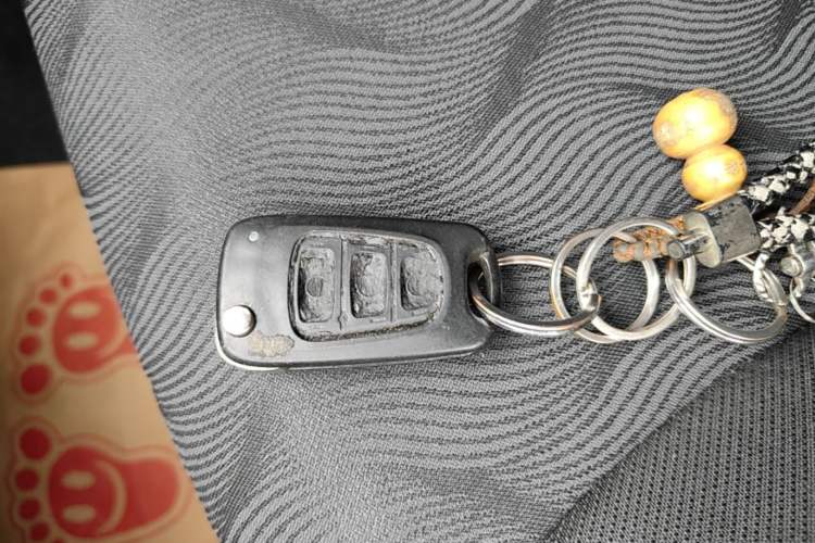 Used Kia K2 2015 Sedan 1.4L MT GLS Vehicle Key
