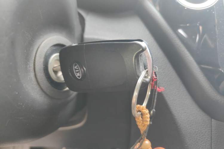 Used Kia K2 2015 Sedan 1.4L Automatic GLS Vehicle Key