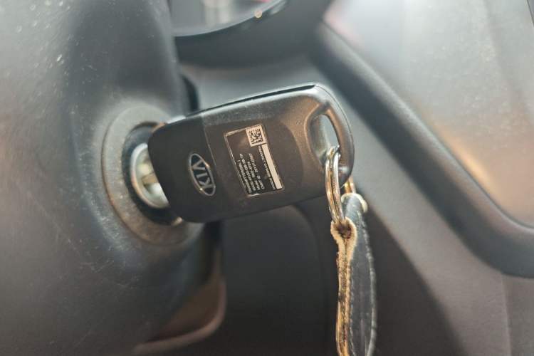 Used Kia K2 2015 Sedan 1.4L Automatic GLS Vehicle Key