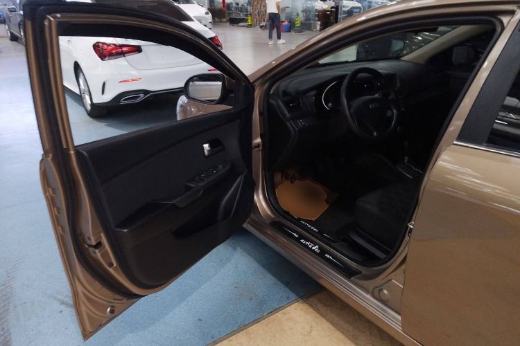 Used Kia K2 2015 Sedan 1.4L Automatic GLS Driver Seat