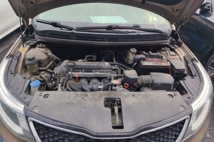 Used Kia K2 2015 Hatchback 1.4L AT GLS Cool Edition Engine Bay