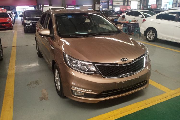 Used Kia K2 2015 Sedan 1.4L Automatic GLS Front Right 45 Deg