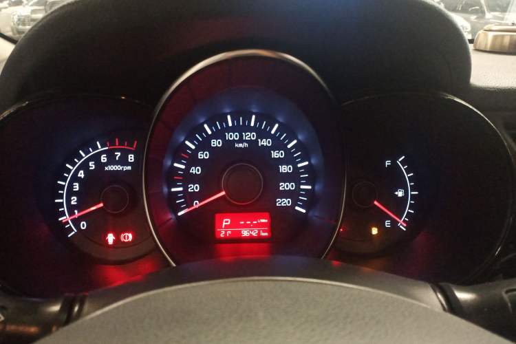 Used Kia K2 2015 Sedan 1.4L Automatic GLS Instrument Cluster