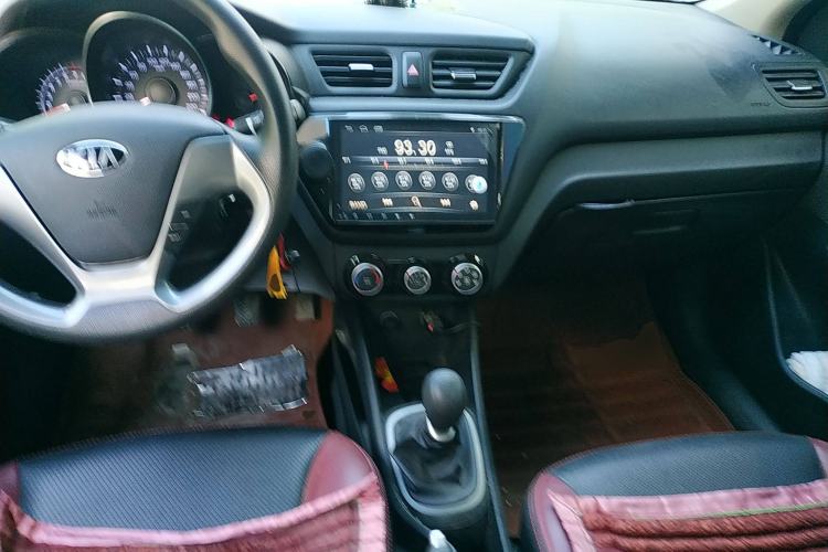 Used Kia K2 2015 Sedan 1.4L MT GLS Interior 2