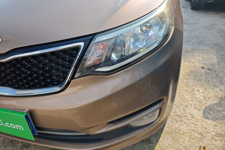 Used Kia K2 2015 Sedan 1.4L MT GLS Left Front Headlight