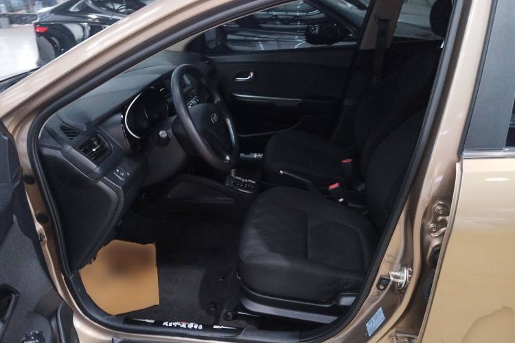 Used Kia K2 2015 Sedan 1.4L Automatic GLS Left Front Seat
