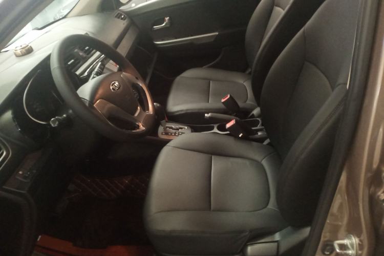 Used Kia K2 2015 Sedan 1.4L Automatic GLS Left Front Seat
