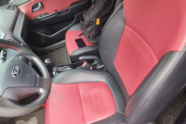 Used Kia K2 2015 Hatchback 1.4L AT GLS Cool Edition Left Front Seat