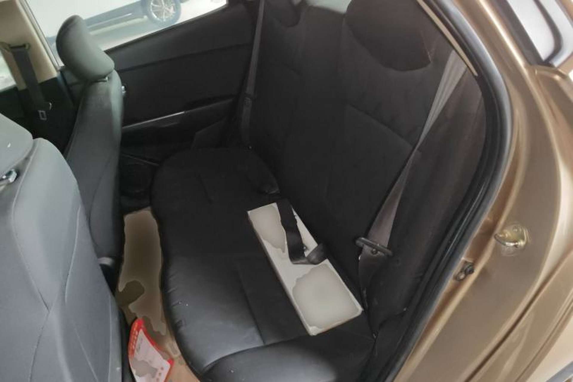 Used Kia K2 2015 Sedan 1.4L MT GLS Left Rear Seat