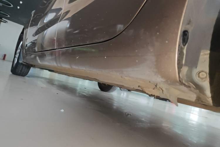 Used Kia K2 2015 Sedan 1.4L MT GLS Left Side Sill