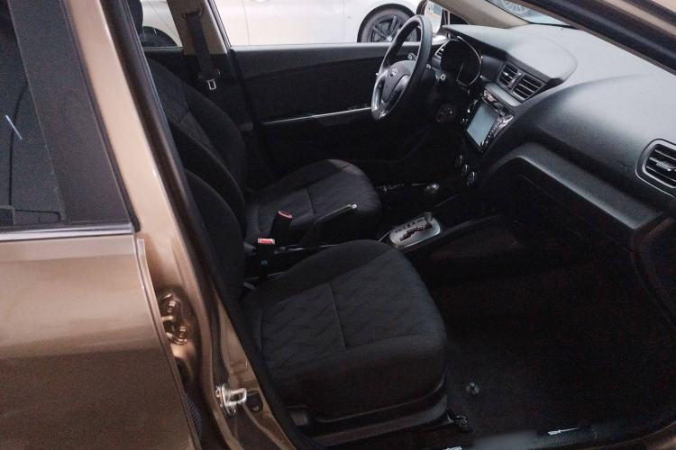 Used Kia K2 2015 Sedan 1.4L Automatic GLS Right Front Seat