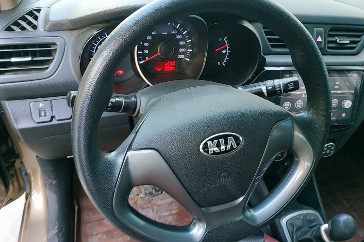 Used Kia K2 2015 Sedan 1.4L MT GLS Steering Wheel