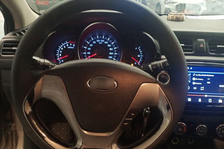 Used Kia K2 2015 Sedan 1.4L Automatic GLS Steering Wheel