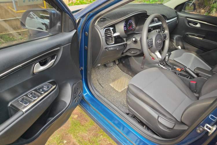 Used Kia K2 2017 Sedan 1.4L Automatic GLS Driver Seat