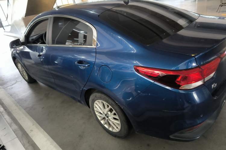 Used Kia K2 2017 Sedan 1.4L Automatic GLS Exterior 3