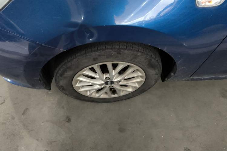 Used Kia K2 2017 Sedan 1.4L Automatic GLS Exterior 7