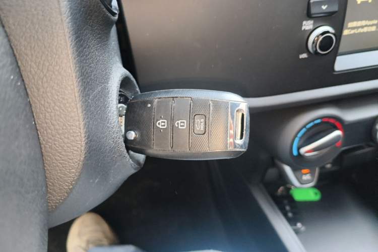 Used Kia K2 2017 Sedan 1.4L Automatic GLS Vehicle Key