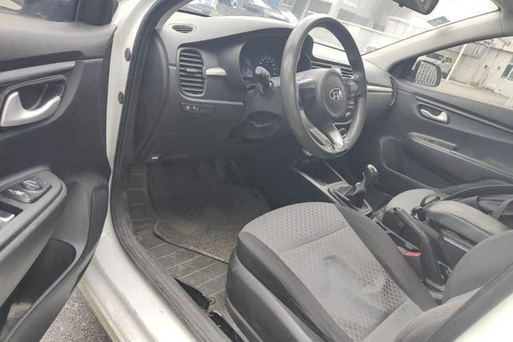 Used Kia K2 2017 Sedan 1.4L Manual Transmission GLS Driver Seat