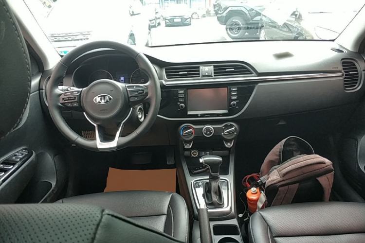 Used Kia K2 2017 Sedan 1.6L AT Premium Center Console
