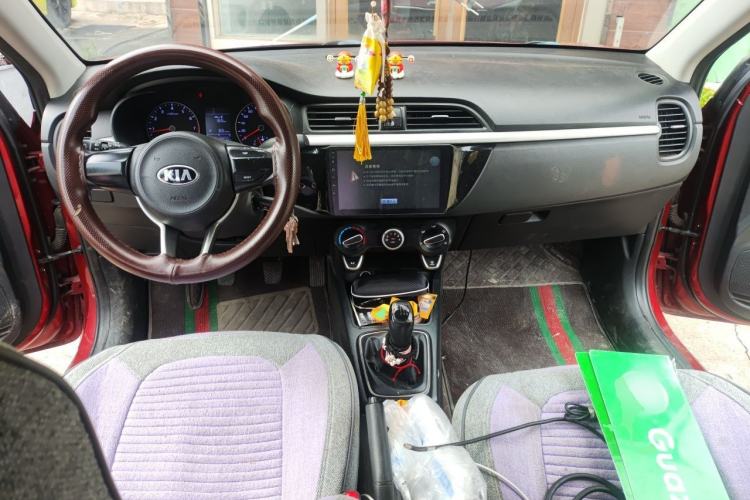 Used Kia K2 2017 Sedan 1.4L Manual Transmission GLS Center Console