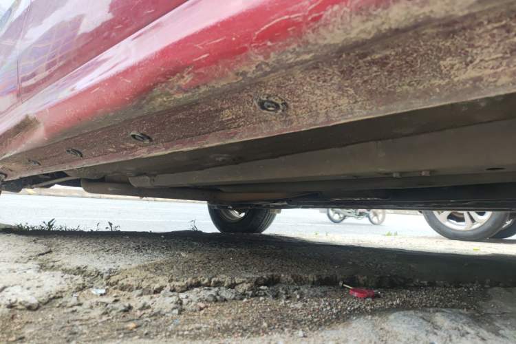 Used Kia K2 2017 Sedan 1.4L Manual Transmission GLS Chassis Front Right