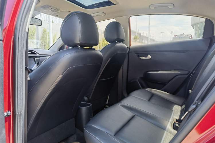 Used Kia K2 2017 Sedan 1.4L Manual Transmission 15th Anniversary Special Edition GLS Interior 4