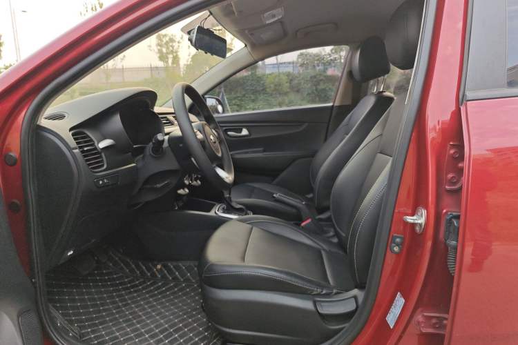 Used Kia K2 2017 Sedan 1.4L Automatic GLS Left Front Seat