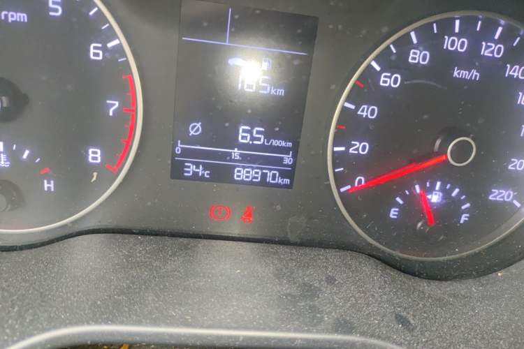 Used Kia K2 2017 Sedan 1.4L Manual Transmission GLS Odometer Close Up