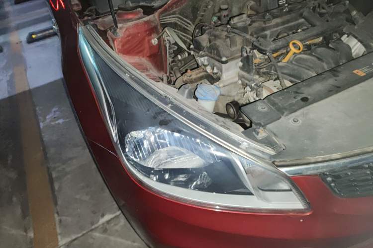 Used Kia K2 2017 Sedan 1.4L Automatic GLS Right Front Headlight
