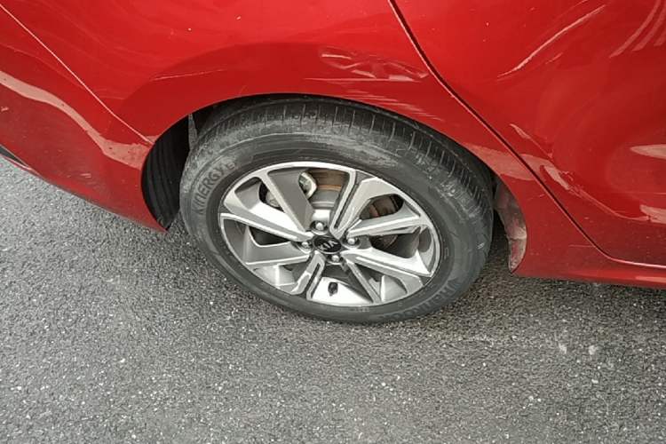 Used Kia K2 2017 Sedan 1.6L AT Premium Right Rear Wheel Hub