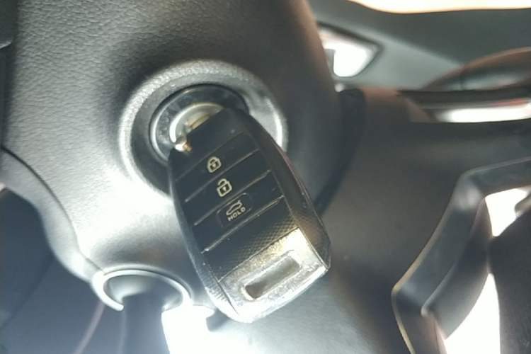 Used Kia K2 2017 Sedan 1.6L AT Premium Vehicle Key