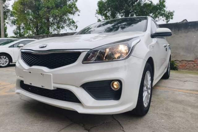 Used Kia K2 2017 Sedan 1.4L Manual Transmission 15th Anniversary Special Edition GLS