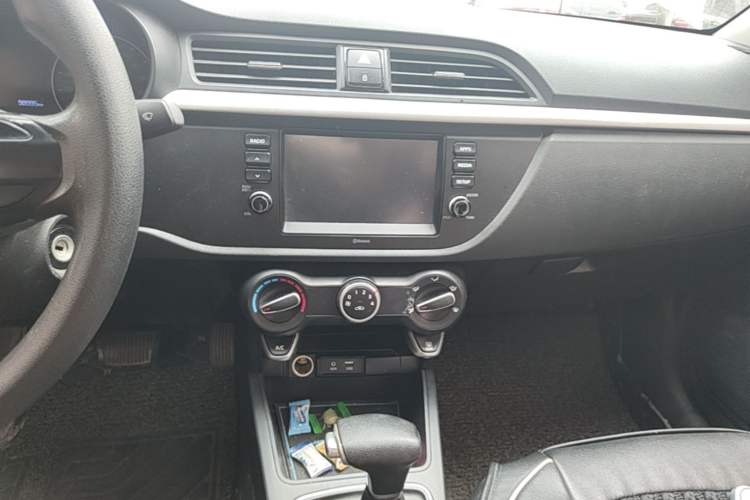 Used Kia K2 2017 Sedan 1.4L Automatic GLS Audio And AC Panel