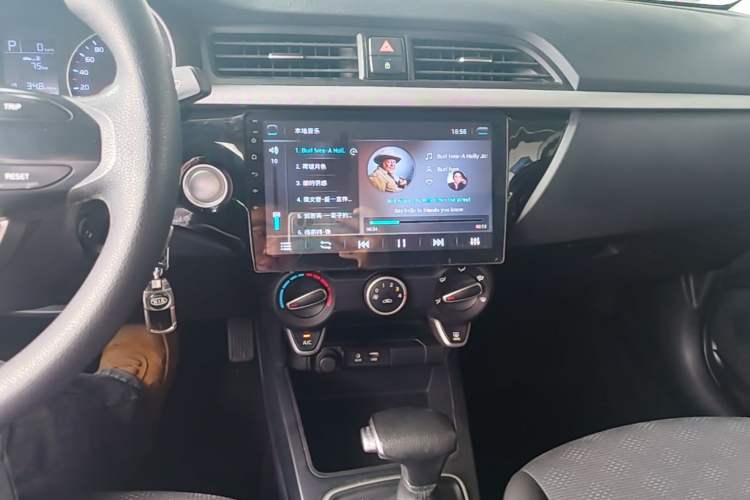 Used Kia K2 2017 Sedan 1.4L Automatic GLS Audio And AC Panel