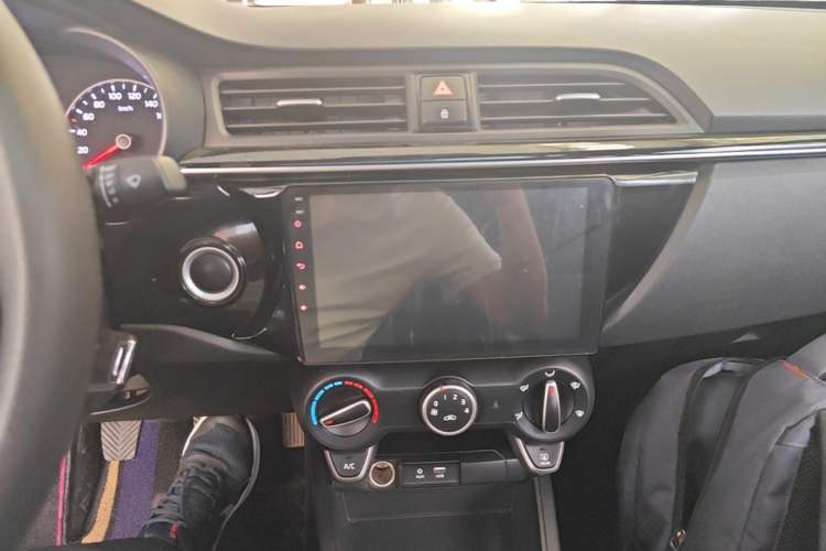 Used Kia K2 2017 Sedan 1.4L Manual Transmission 15th Anniversary Special Edition GLS Audio And AC Panel