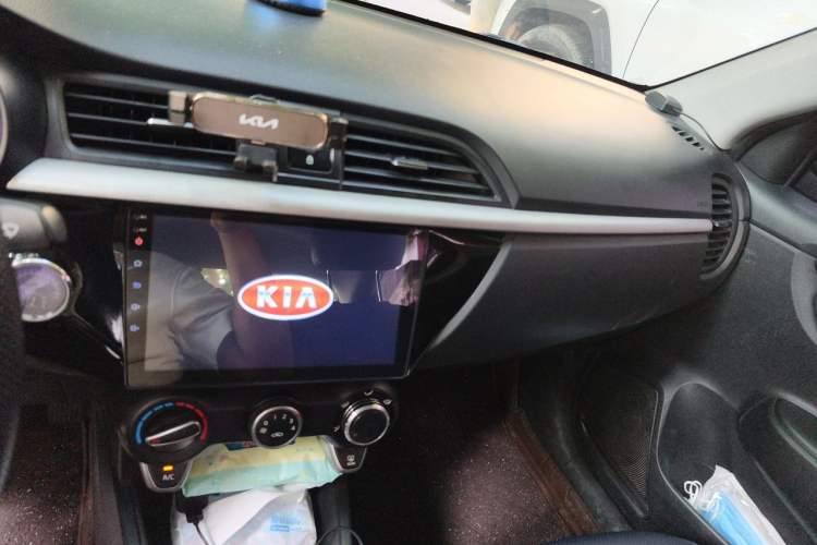 Used Kia K2 2017 Sedan 1.4L Manual Transmission 15th Anniversary Special Edition GLS Audio And AC Panel