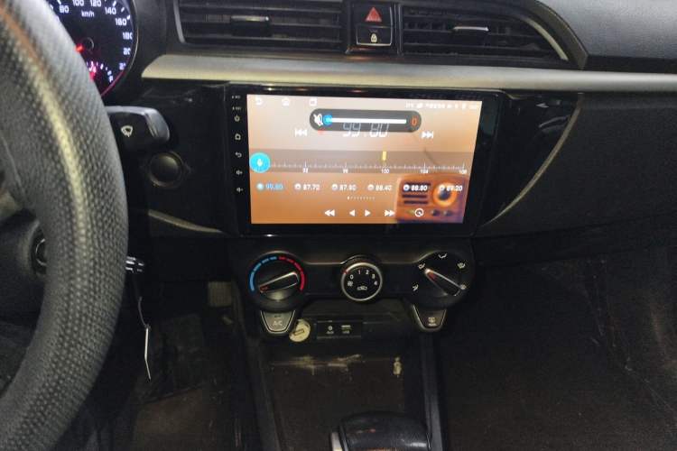 Used Kia K2 2017 Sedan 1.4L Automatic GLS Audio And AC Panel