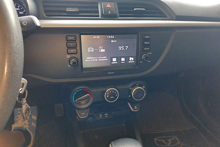 Used Kia K2 2017 Sedan 1.4L Automatic GLS Audio And AC Panel