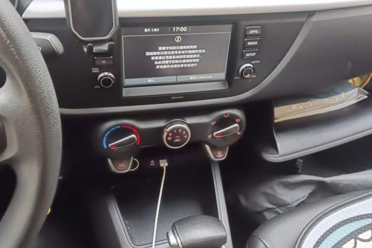 Used Kia K2 2017 Sedan 1.4L Automatic GLS Audio And AC Panel