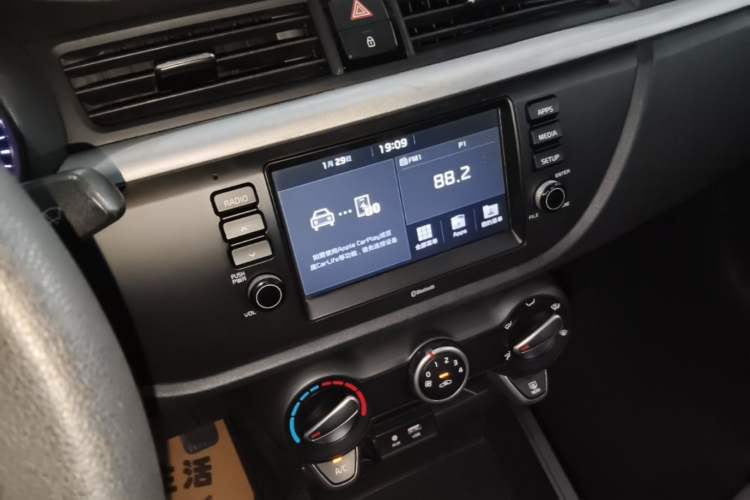 Used Kia K2 2017 Sedan 1.4L Automatic GLS Audio And AC Panel