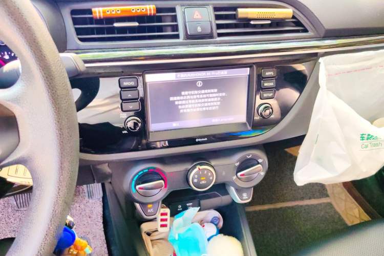 Used Kia K2 2017 Sedan 1.4L Automatic Transmission 15th Anniversary Special Edition GLS Audio And AC Panel