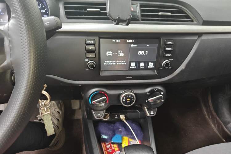 Used Kia K2 2017 Sedan 1.4L Automatic GLS Audio And AC Panel