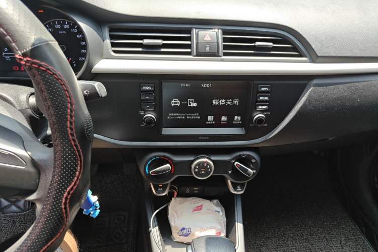 Used Kia K2 2017 Sedan 1.4L Automatic GLS Audio And AC Panel