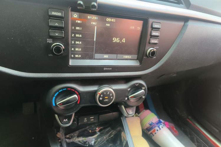 Used Kia K2 2017 Sedan 1.4L Automatic GLS Audio And AC Panel